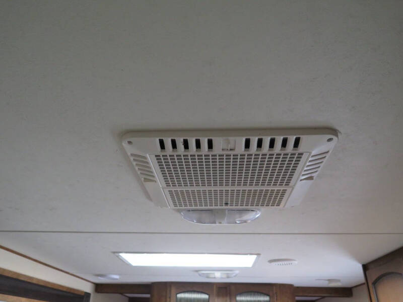 2015 Crossroads RV Zinger