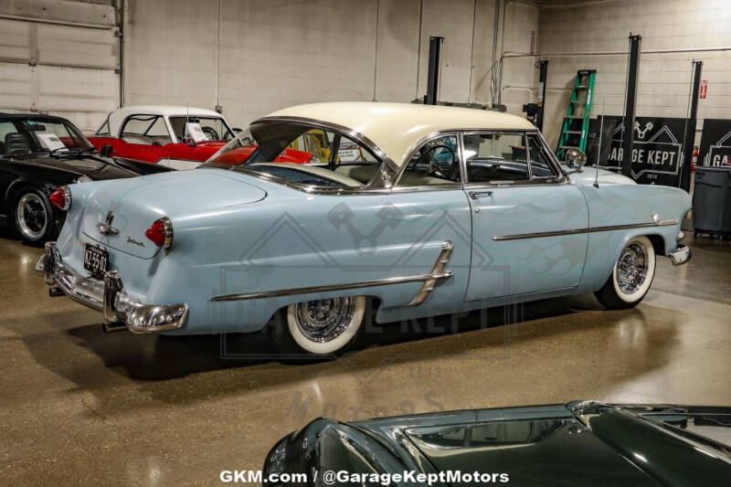 1953 Ford Crestline