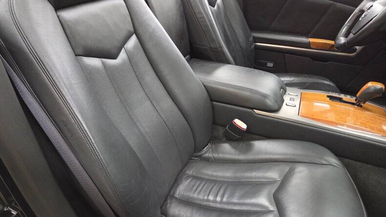 2005 Cadillac XLR