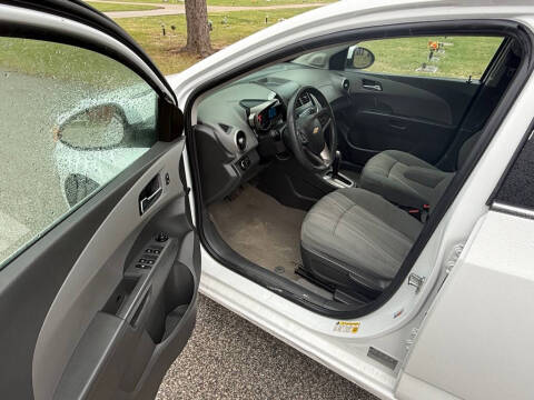 2015 Chevrolet Sonic LT Auto