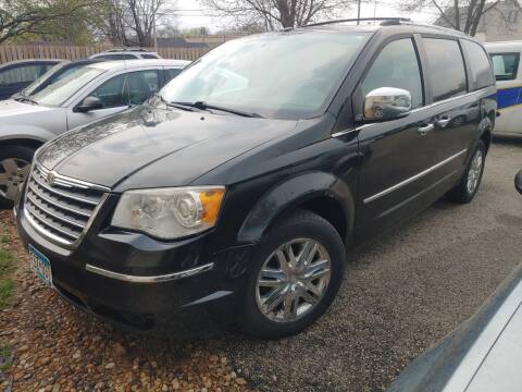 2008 Chrysler Town and Country for sale at Short Line Auto Inc in Rochester MN