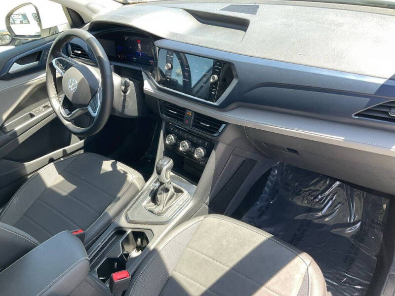 2024 Volkswagen Taos SE