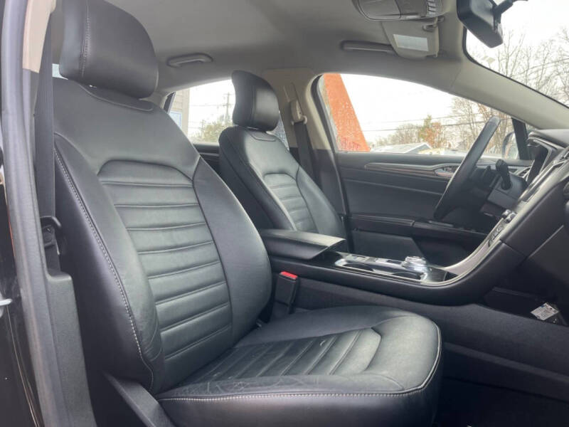 2018 Ford Fusion SE