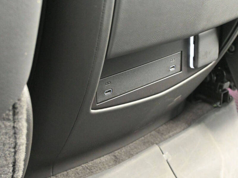 2025 Cadillac Escalade Sport