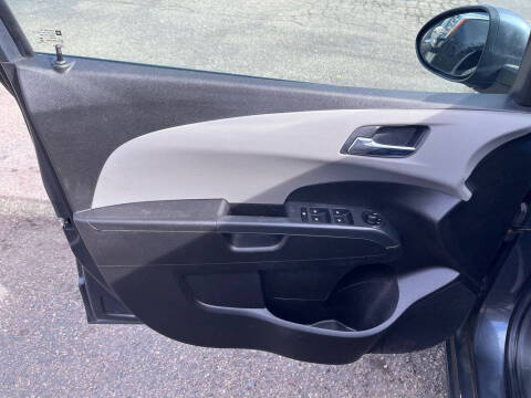 2013 Chevrolet Sonic LT Auto