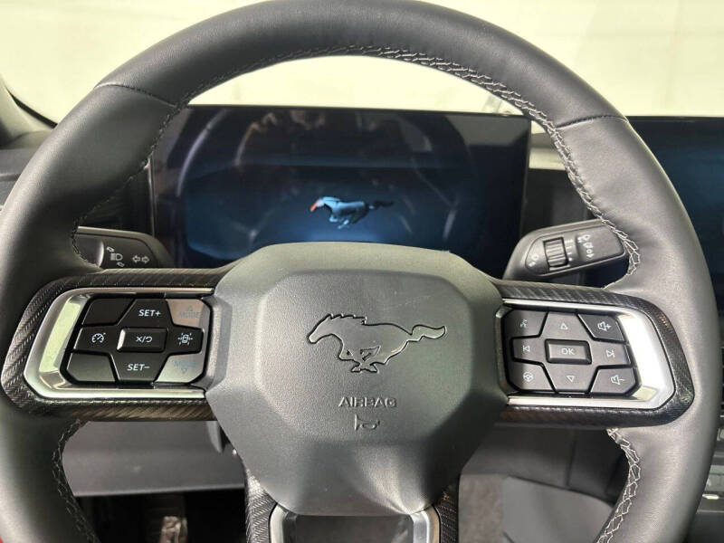 2025 Ford Mustang EcoBoost