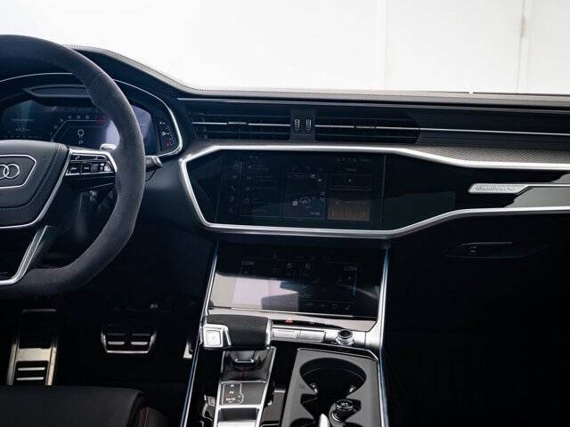 2025 Audi RS 6 Avant performance 4.0T quattro Avant