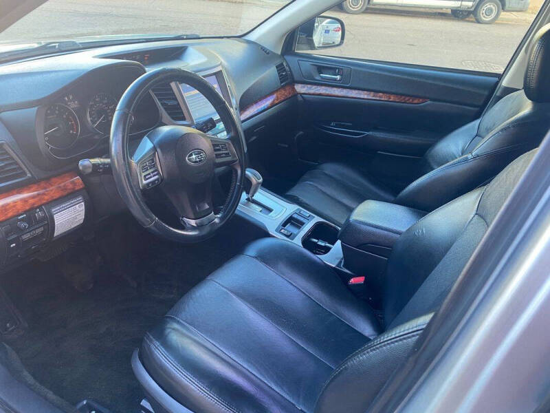 2012 Subaru Outback 2.5i Limited