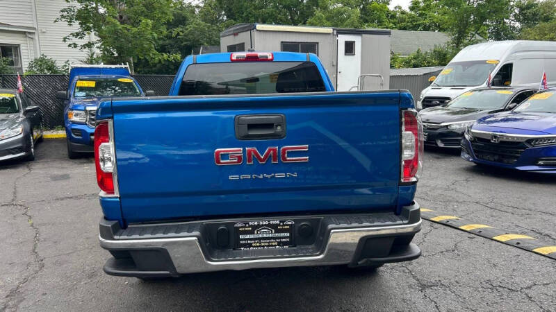 2021 GMC Canyon Elevation Standard