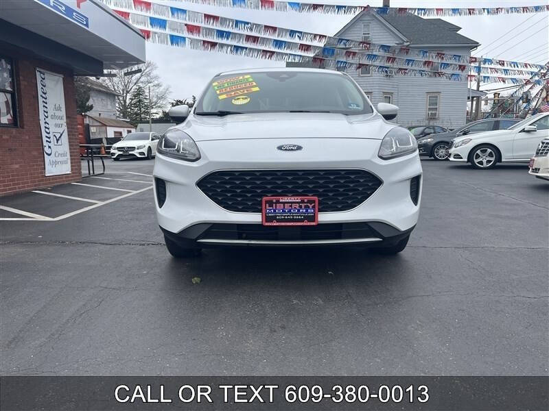 2020 Ford Escape SE