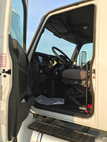 2021 International MV607