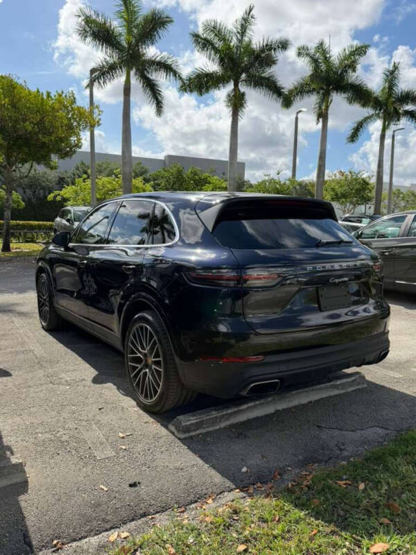 2022 Porsche Cayenne