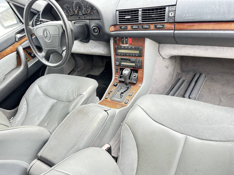 1997 Mercedes-Benz S-Class S 320 SWB