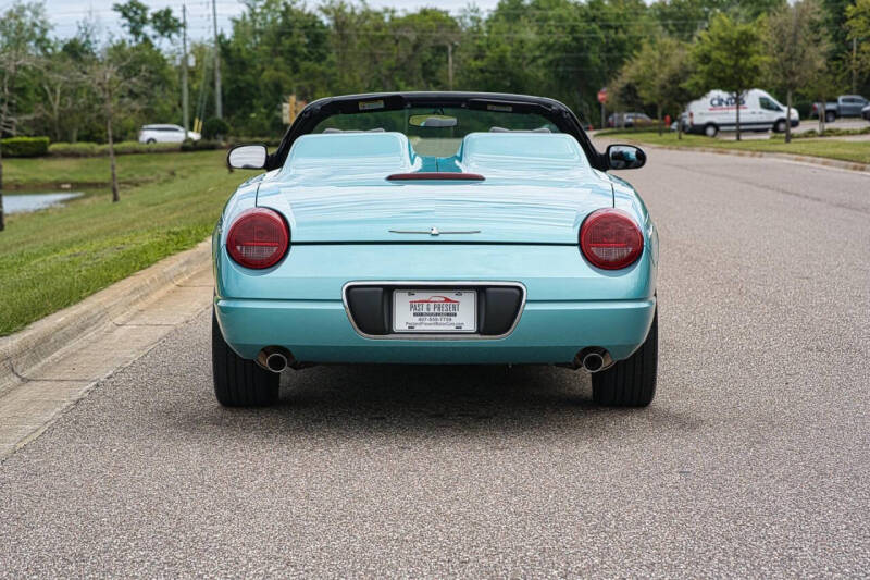 2002 Ford Thunderbird Deluxe