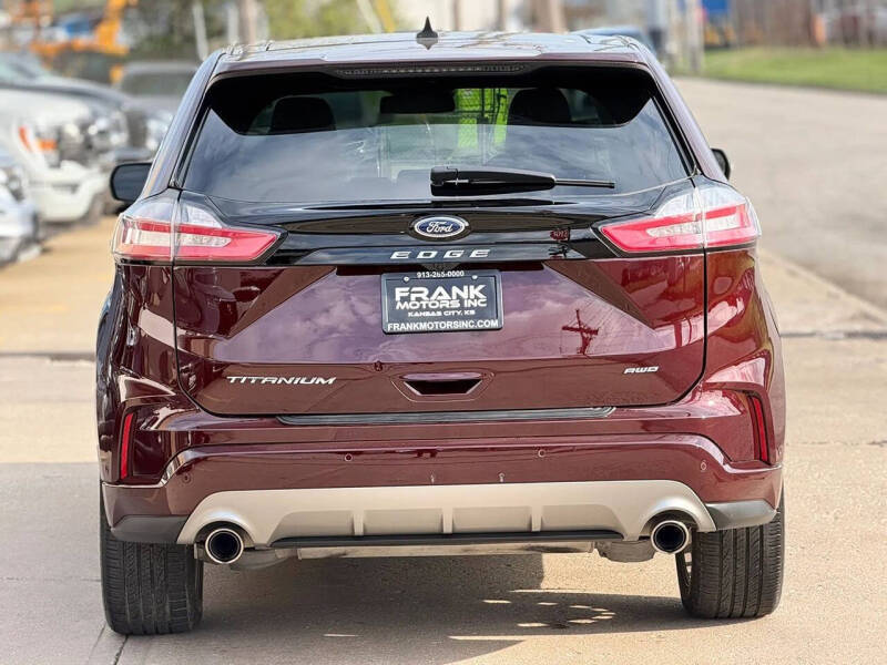 2024 Ford Edge Titanium