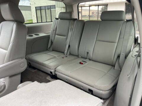 2013 Chevrolet Suburban LTZ