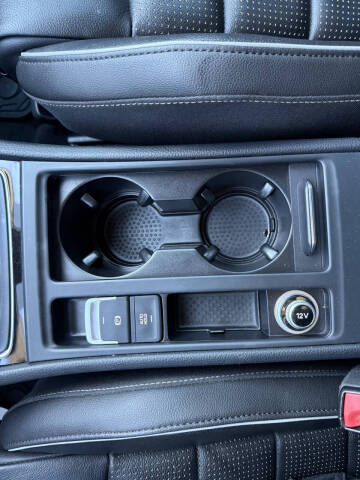 2019 Volkswagen Golf R 4Motion