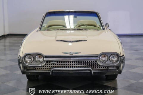 1962 Ford Thunderbird