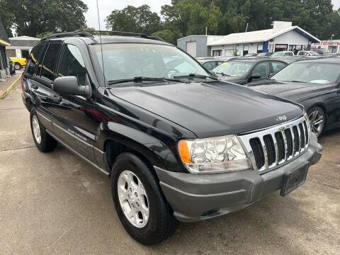 2001 Jeep Grand Cherokee for sale at Auto Space LLC in Norfolk VA