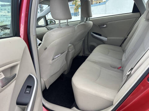 2014 Toyota Prius Three