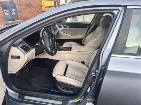 2015 Hyundai Genesis 5.0L