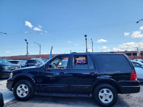 2004 Ford Expedition for sale at ROCKET AUTO SALES in Chicago IL