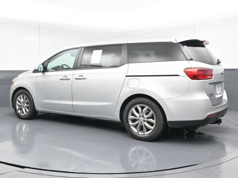2019 Kia Sedona LX