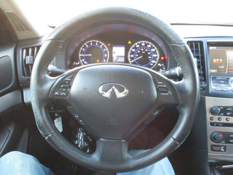 2011 Infiniti G25 Sedan