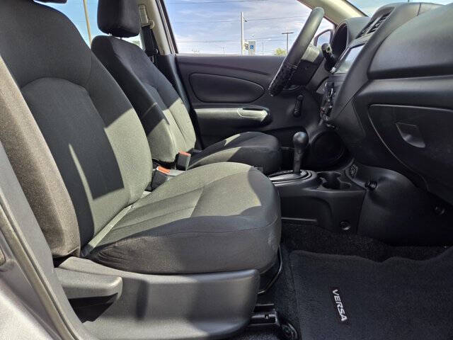 2019 Nissan Versa S Plus