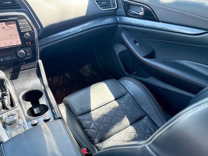 2022 Nissan Maxima 3.5 Platinum