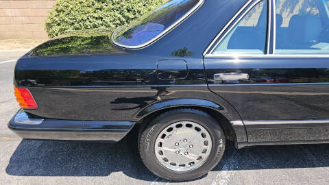 1990 Mercedes-Benz 560-Class 560 SEL