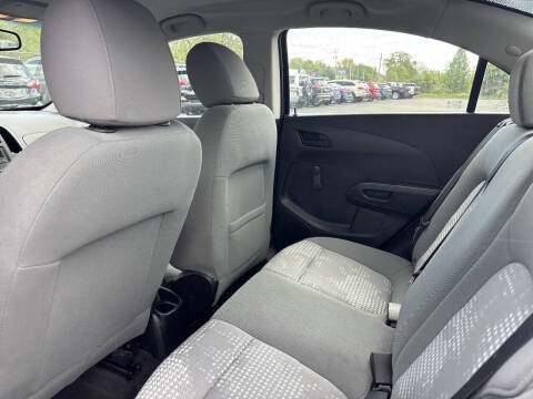 2016 Chevrolet Sonic LS Auto