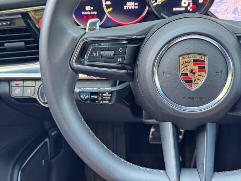 2023 Porsche Panamera 4 E-Hybrid