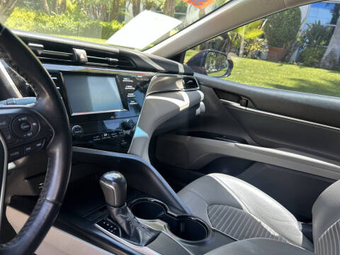 2018 Toyota Camry SE