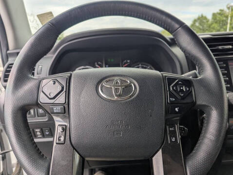 2024 Toyota 4Runner TRD Off-Road