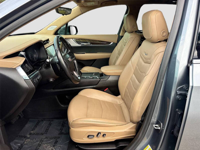 2022 Cadillac XT6 Premium Luxury