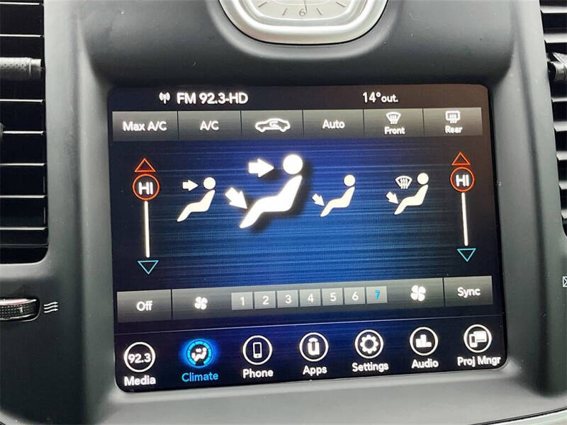 2023 Chrysler 300 Touring