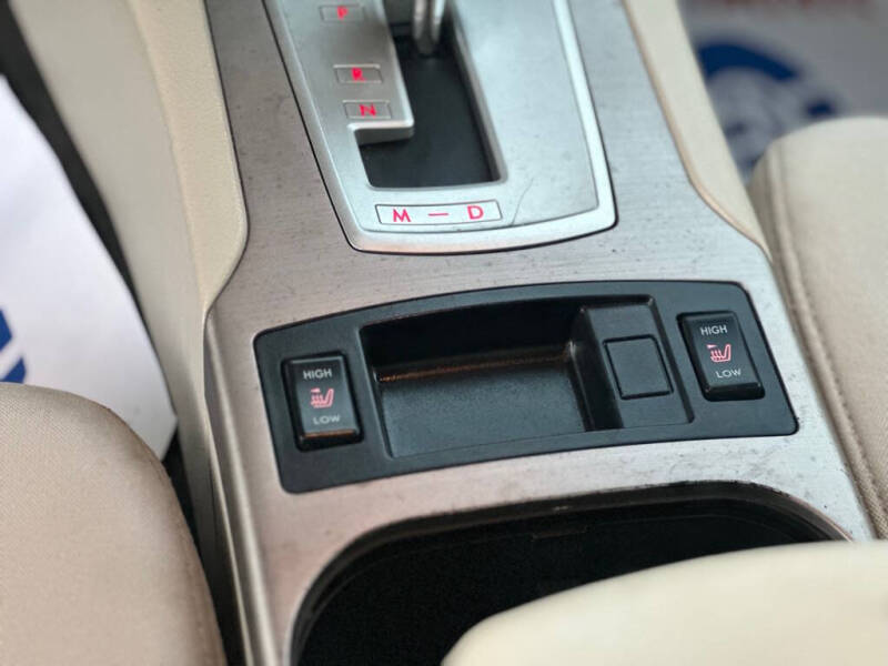 2013 Subaru Outback 2.5i Premium