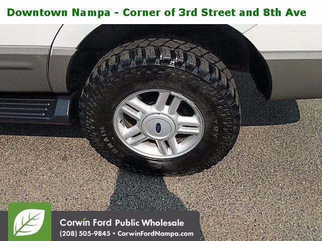 2003 Ford Expedition XLT