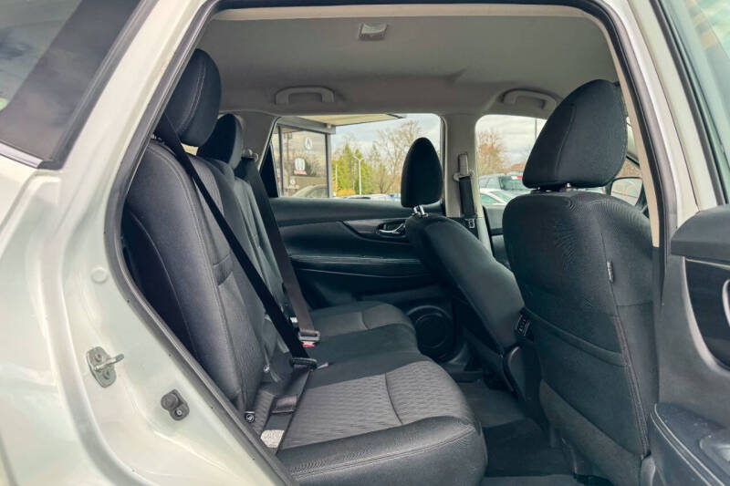 2017 Nissan Rogue S