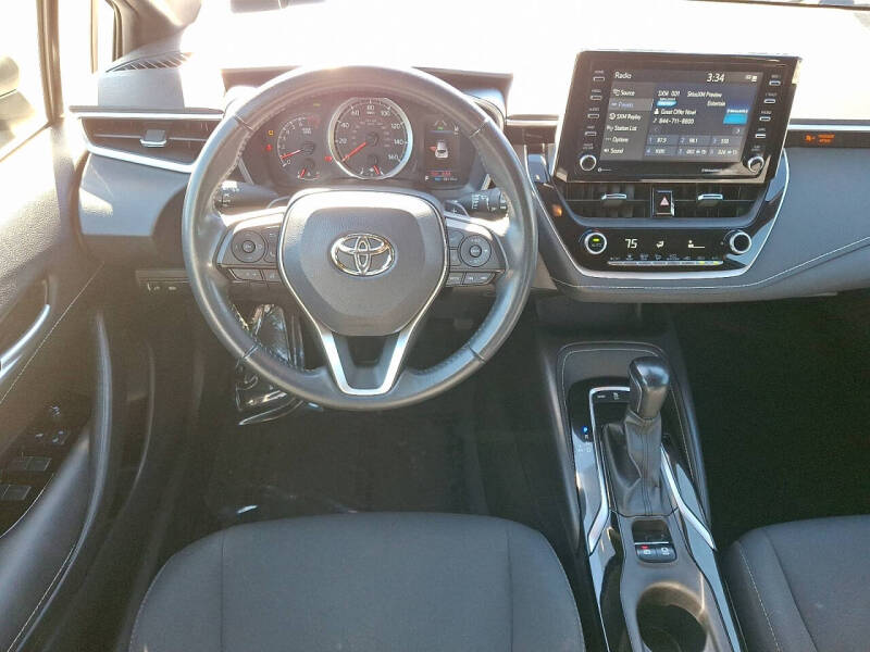 2022 Toyota Corolla Hatchback SE