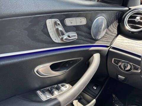 2019 Mercedes-Benz E-Class E 300