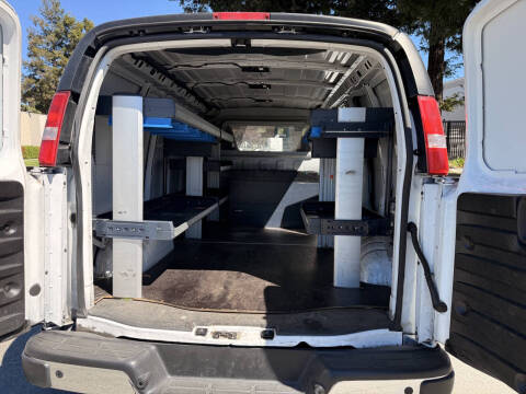 2020 Chevrolet Express 2500