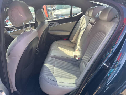 2023 Genesis G70 2.0T