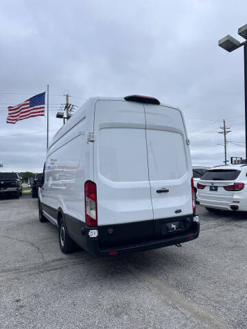 2023 Ford Transit 250