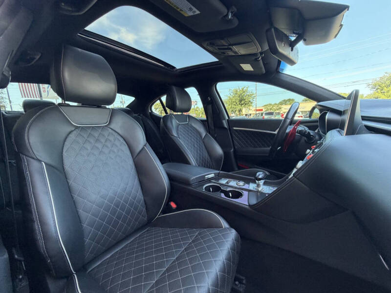 2019 Genesis G70 3.3T Advanced