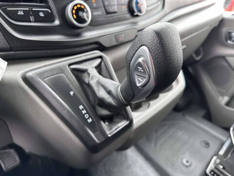 2025 Ford Transit