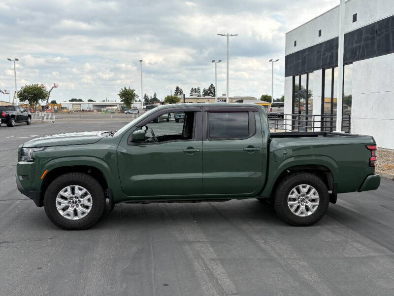 2022 Nissan Frontier SV