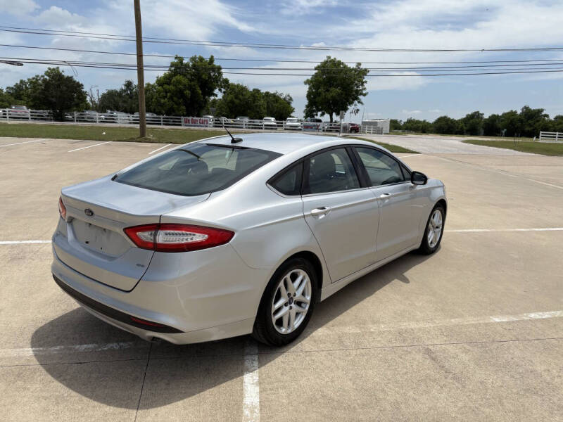 2015 Ford Fusion SE