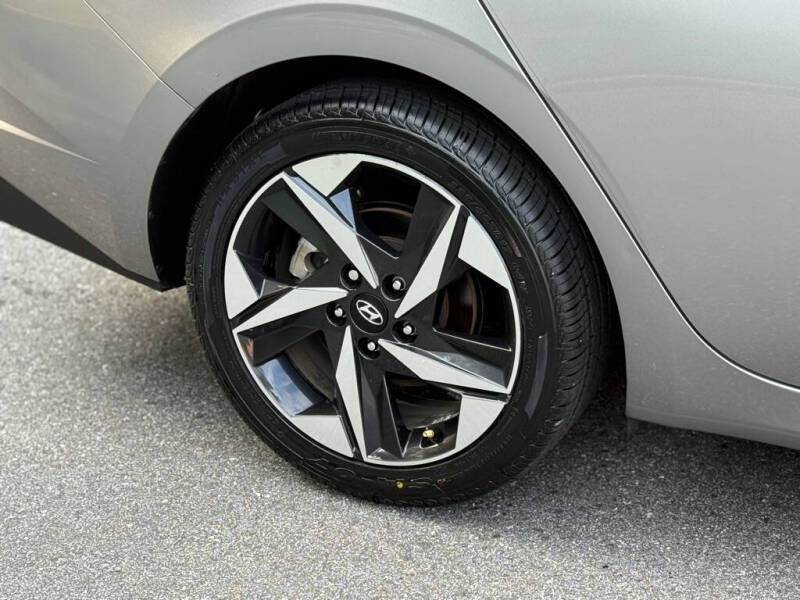 2023 Hyundai Elantra